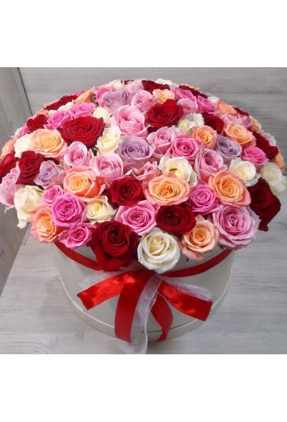 101 разноцветная роза в коробке  101 роза  - Бесплатная доставка цветов и букетов в Самаре. Заказ цветов онлайн, любой способ оплаты