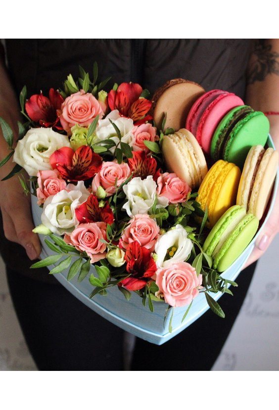 Коробочка "Любимой маме"   - Бесплатная доставка цветов и букетов в Самаре. Заказ цветов онлайн, любой способ оплаты