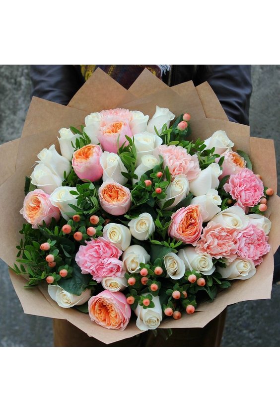 1 - Букет "2022" в интернет-магазине Цветник 63 - доставка цветов в Самаре круглосуточно