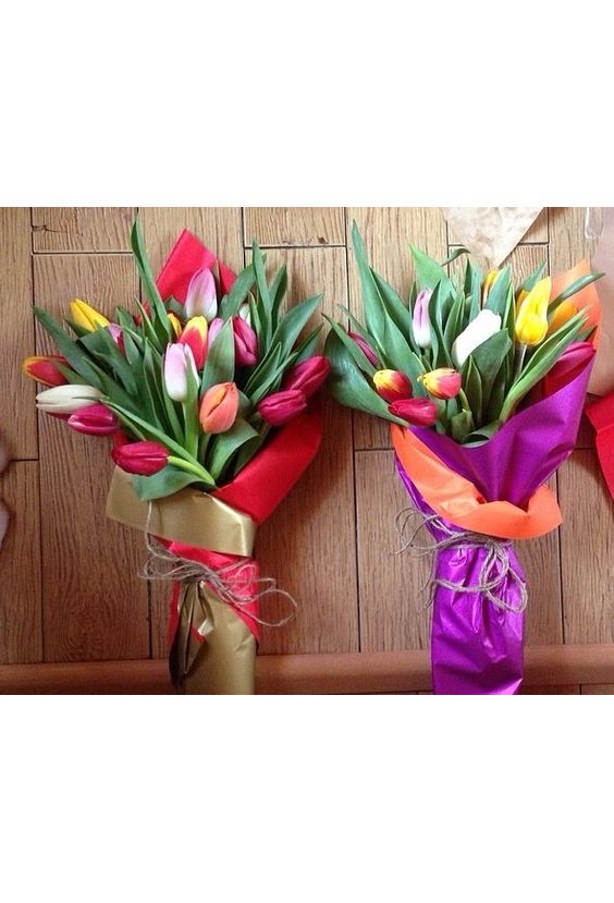 Букет из 11 Тюльпанов    - Бесплатная доставка цветов и букетов в Самаре. Заказ цветов онлайн, любой способ оплаты