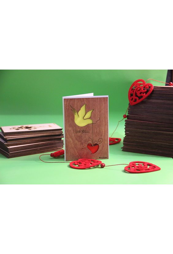 Деревянная открытка  Открытки и топперы - Бесплатная доставка цветов и букетов в Самаре. Заказ цветов онлайн, любой способ оплаты
